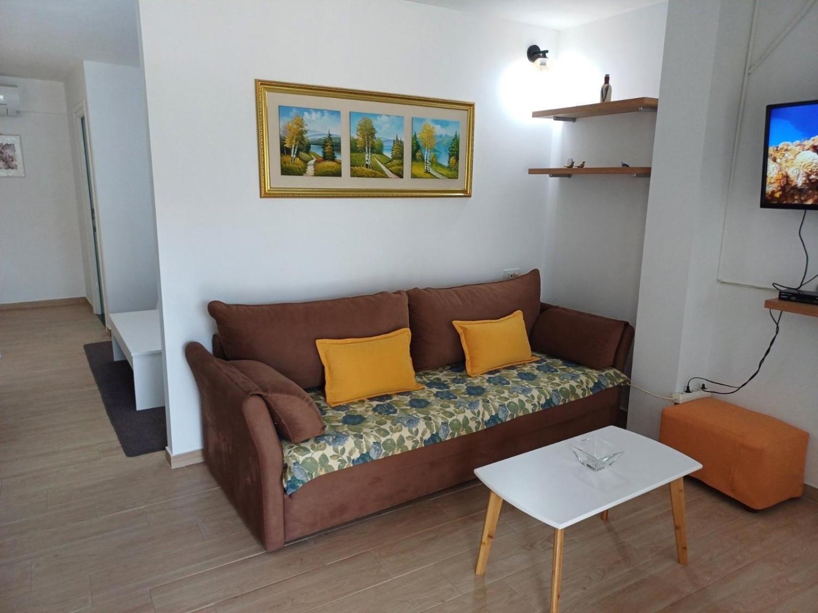 The White House Appartement Divjake Buitenkant foto